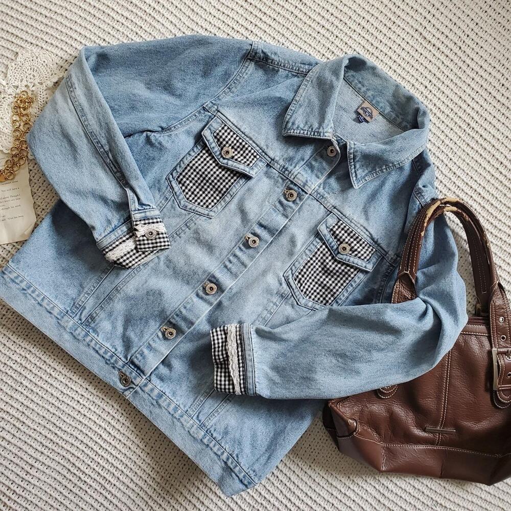 Shaverlake denim jacket with plaid accent excellent condition
